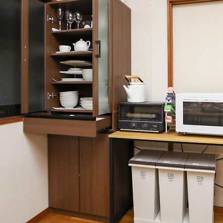1日1組様限定の貸し切り民泊です間取り2Ldk無料駐車場1台分のみ有り全館完全禁煙です屋外喫煙所無し冬季12月1日から2月28日は駐車場使用不可能です Lägenhet Fukui Exteriör bild